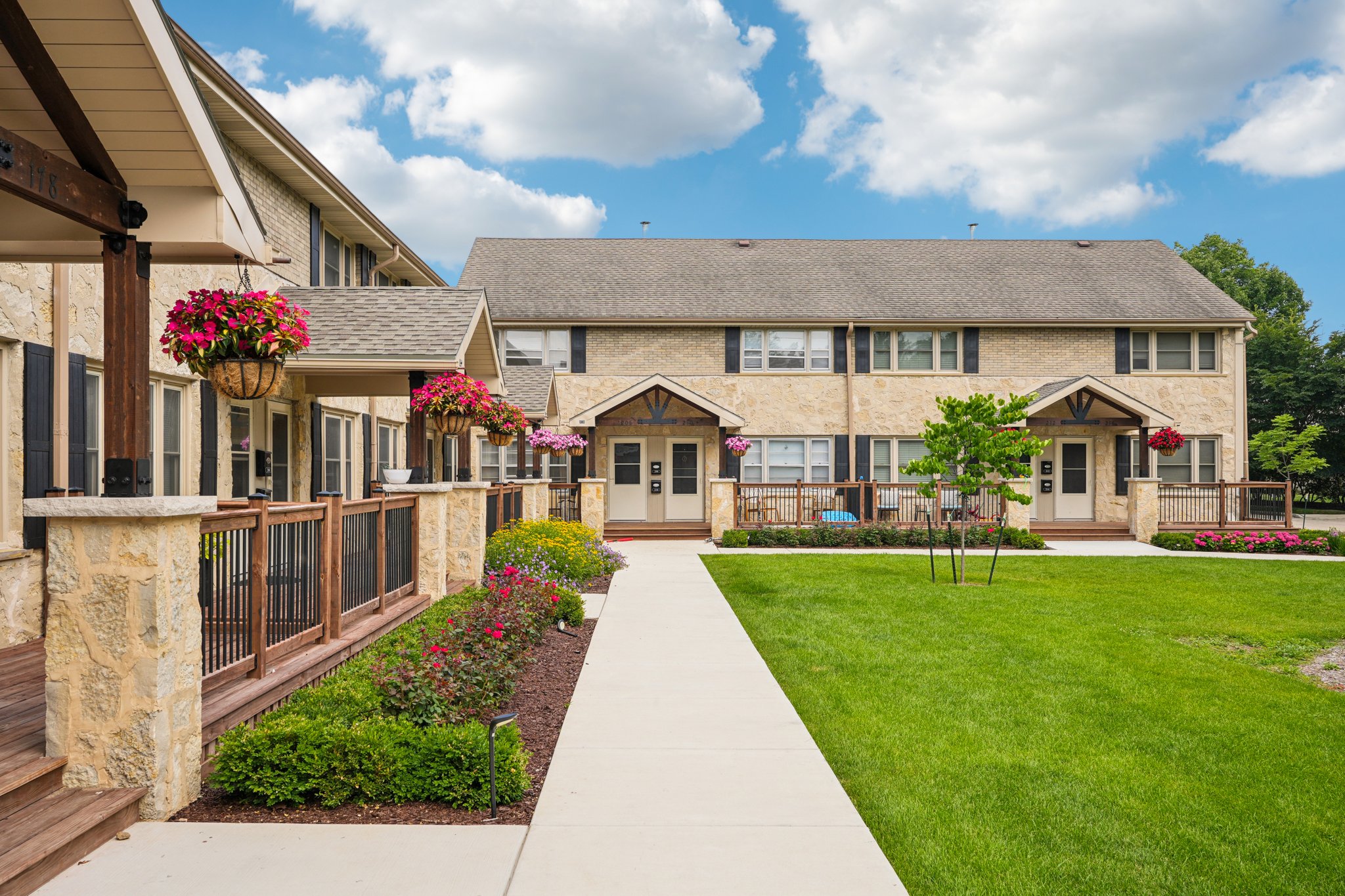 property-image-slideshow