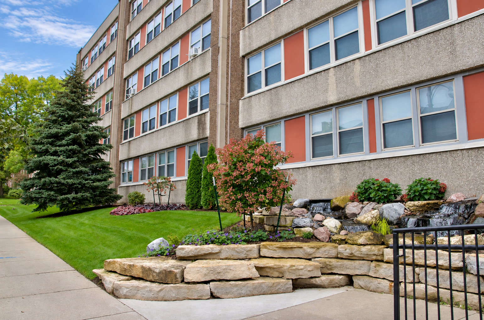 property-image-slideshow
